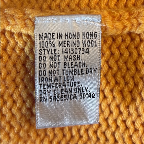 Vintage Peter Nygard Sweater 100% Merino Wool Made in Hong Kong Knit Turtleneck - Picture 4 of 4